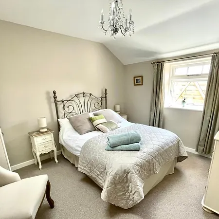 Village Barn Conversion Near Holiday home