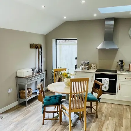 Village Barn Conversion Near * York