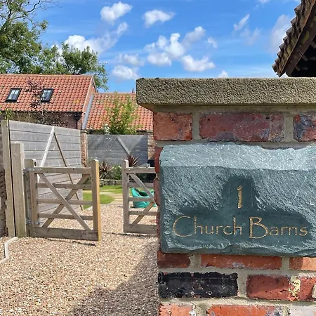 Semesterbostad Village Barn Conversion Near York