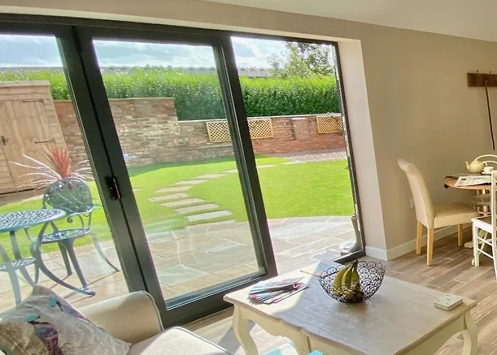 Semesterbostad Village Barn Conversion Near *