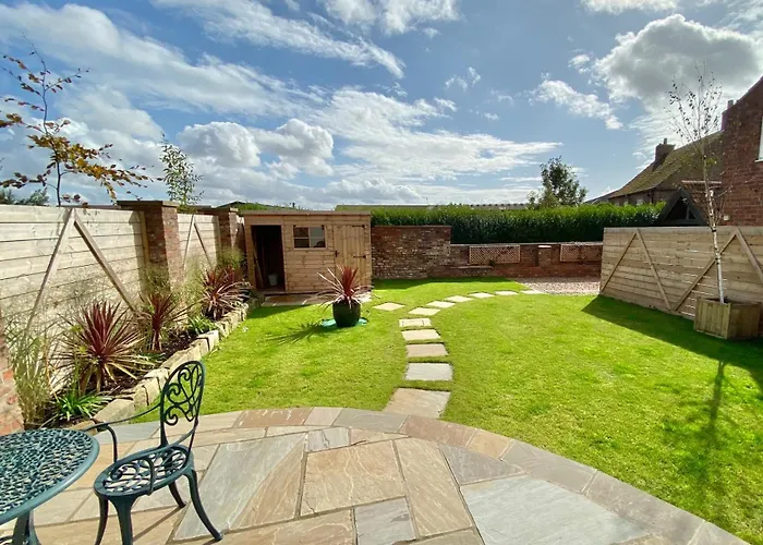 Semesterbostad Village Barn Conversion Near York